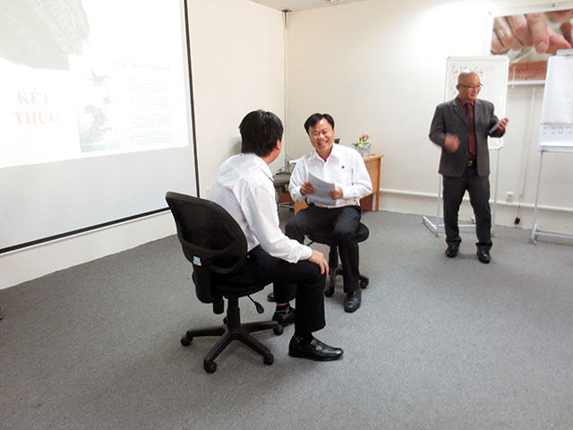 Kỹ năng hướng dẫn và động viên Nhân Viên làm việc hiệu quả - Sacombank (09 & 10.12.2014)